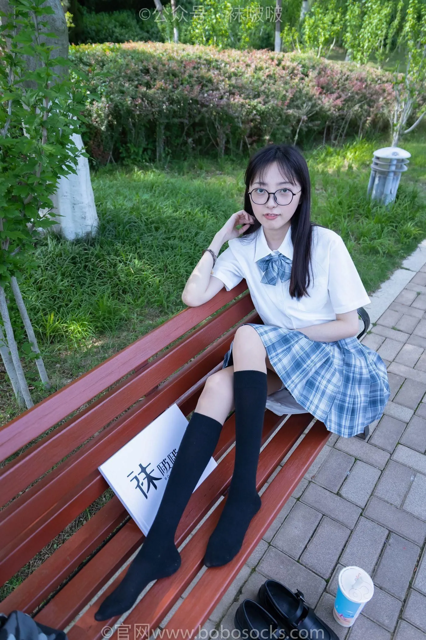 [BoBoSocks袜啵啵]NO.007 稚予-JK制服、皮鞋、黑色中筒棉袜、肉丝 [143P]插图1
